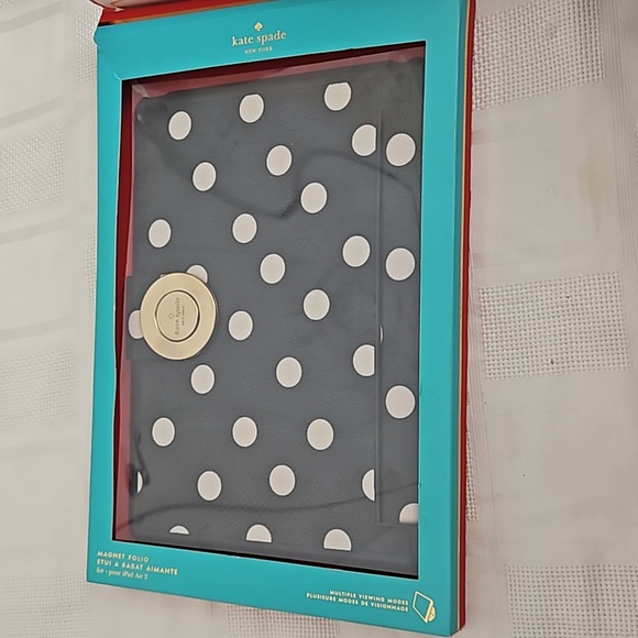 COPY - 22. HP Kate Spade Magnet Folio $70 For iPad Air 2 Polka Dot Black/ White - Picture 10 of 16